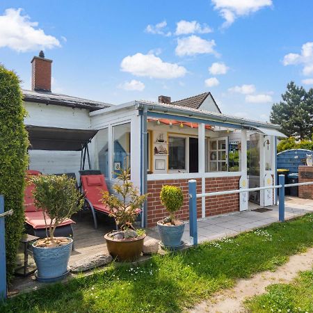 Beautiful Bungalow In Poel Near The Beach Fahrdorf  Buitenkant foto